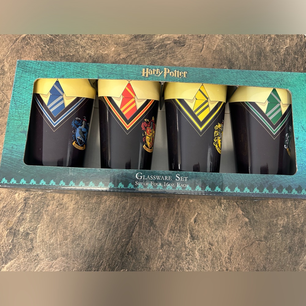 4-Piece Harry Potter Glassware